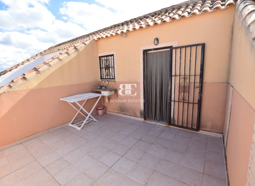 Resale - Townhouse -
La Mata