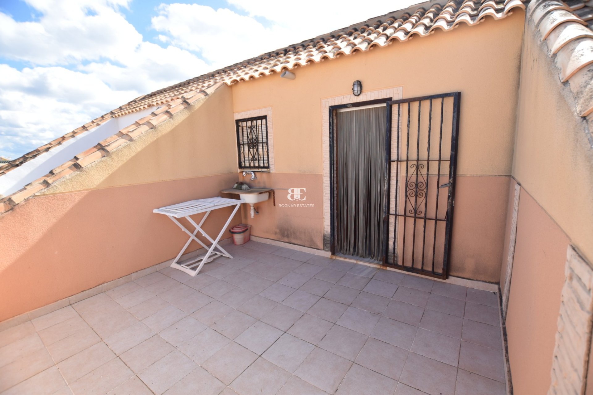 Resale - Townhouse -
La Mata