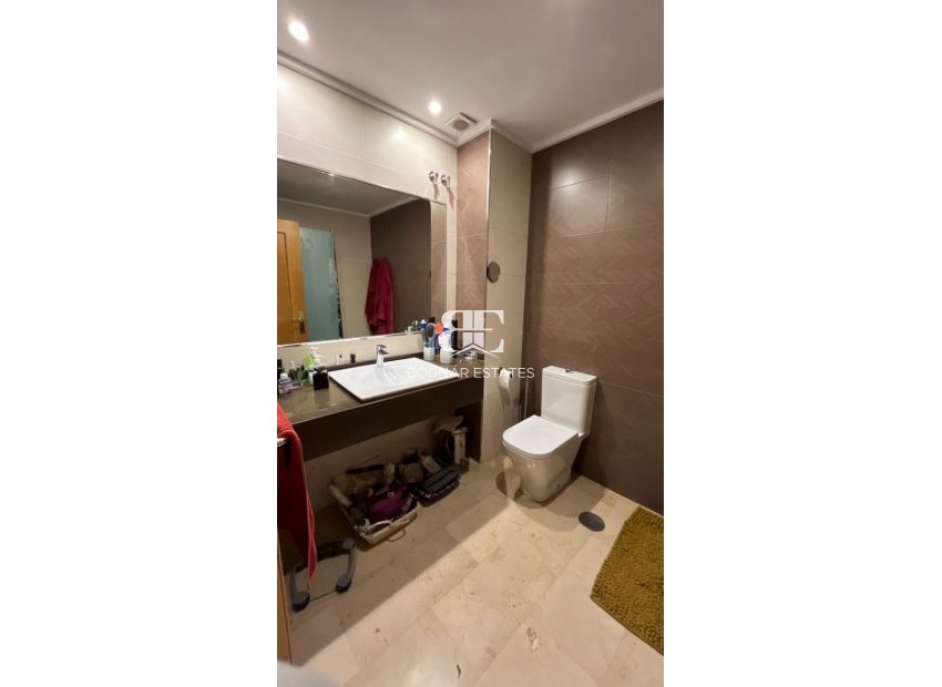 Resale - Townhouse -
La Nucía - town