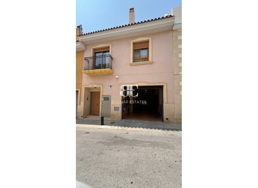 Resale - Townhouse -
La Nucía - town