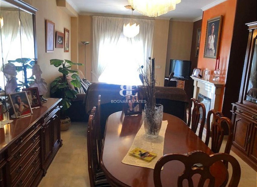 Resale - Townhouse -
La Nucía - town