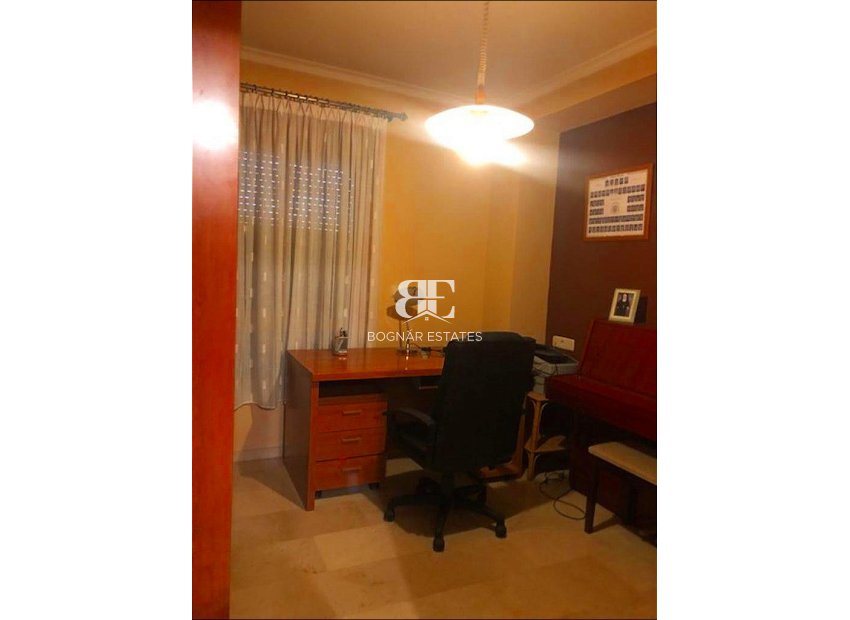 Resale - Townhouse -
La Nucía - town