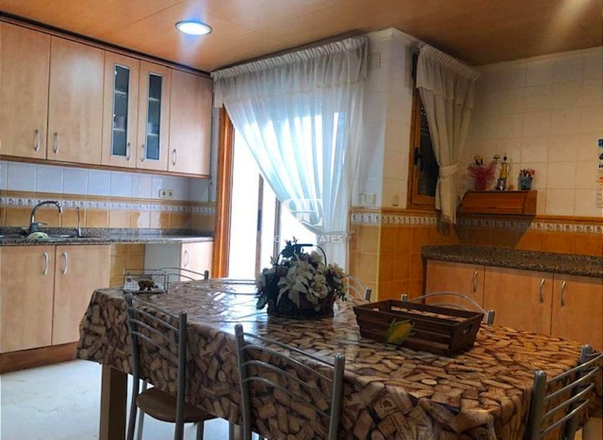 Resale - Townhouse -
La Nucía - town