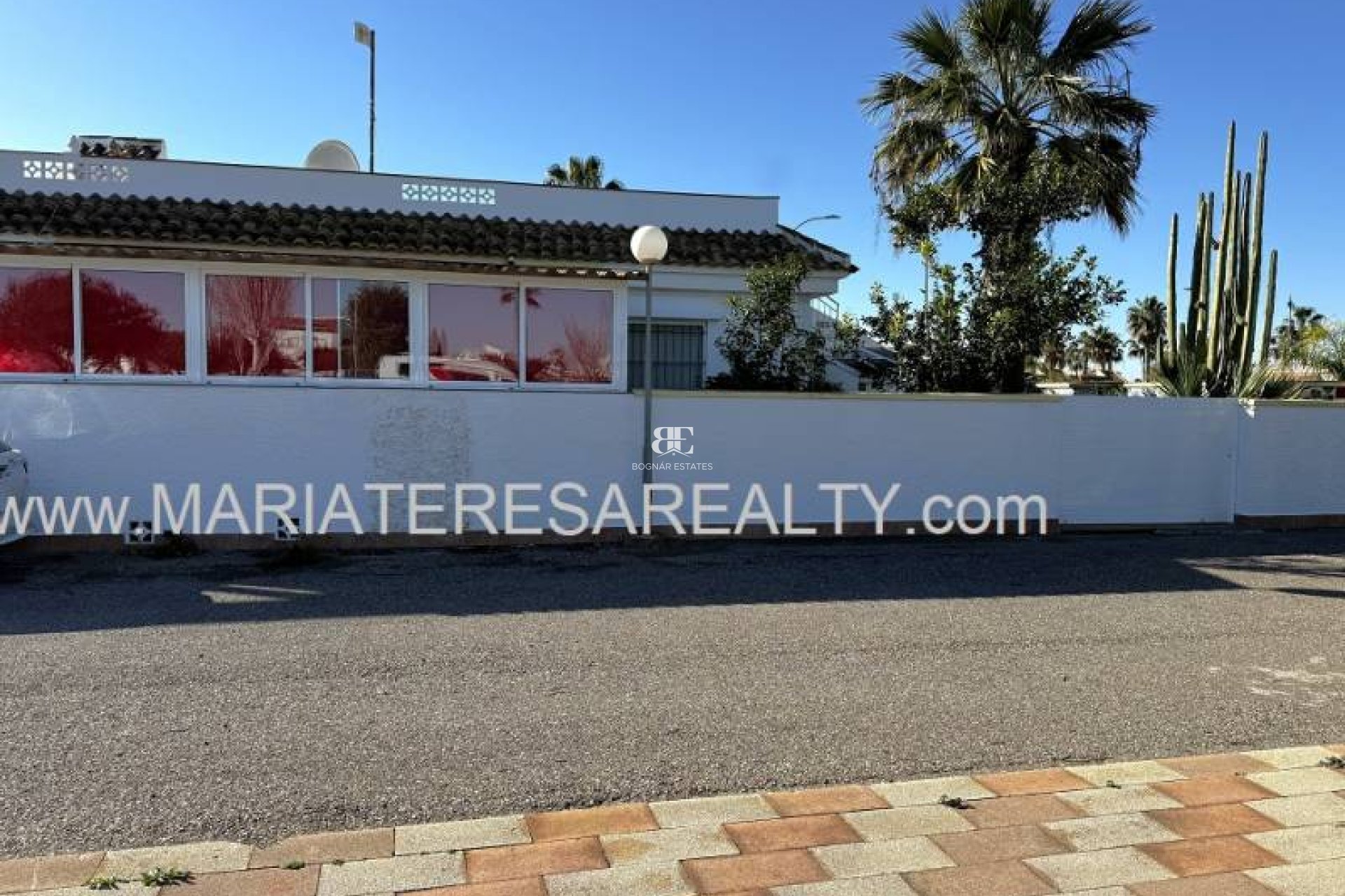 Resale - Townhouse -
Los Alcazares - Urbanisation Oasis