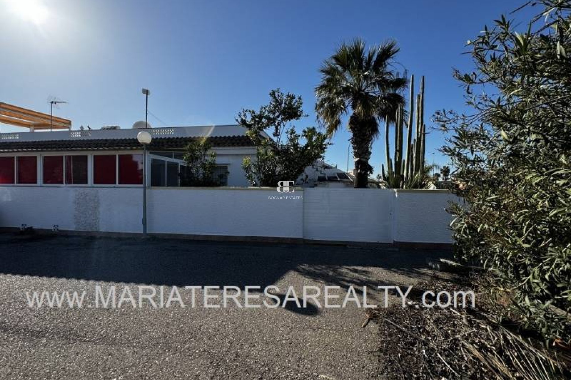 Resale - Townhouse -
Los Alcazares - Urbanisation Oasis