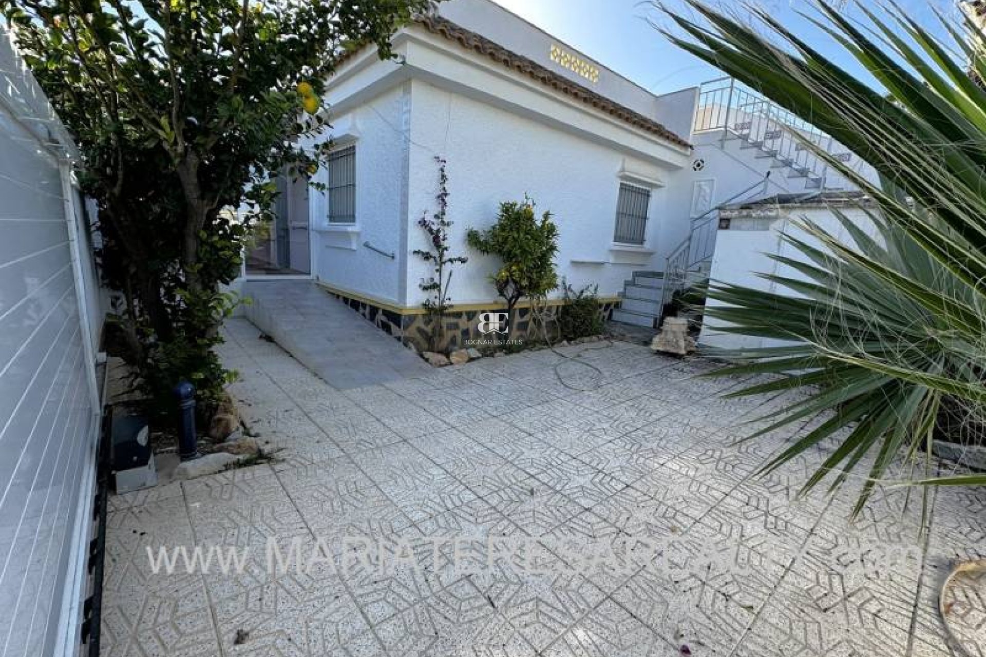 Resale - Townhouse -
Los Alcazares - Urbanisation Oasis
