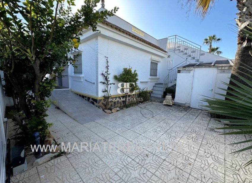 Resale - Townhouse -
Los Alcazares - Urbanisation Oasis