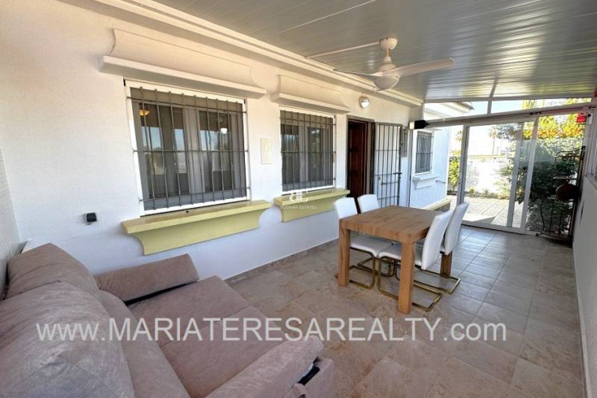 Resale - Townhouse -
Los Alcazares - Urbanisation Oasis