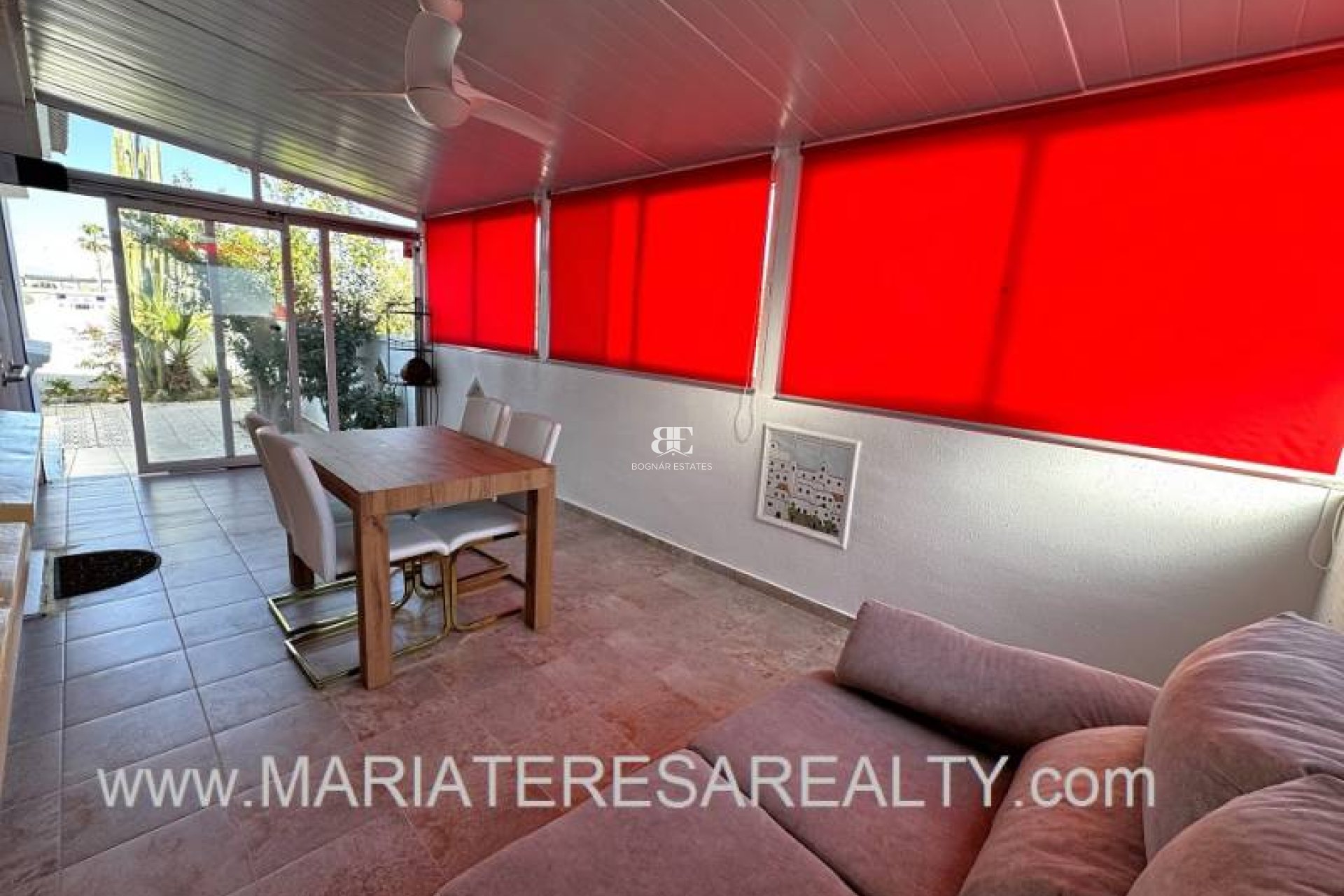 Resale - Townhouse -
Los Alcazares - Urbanisation Oasis