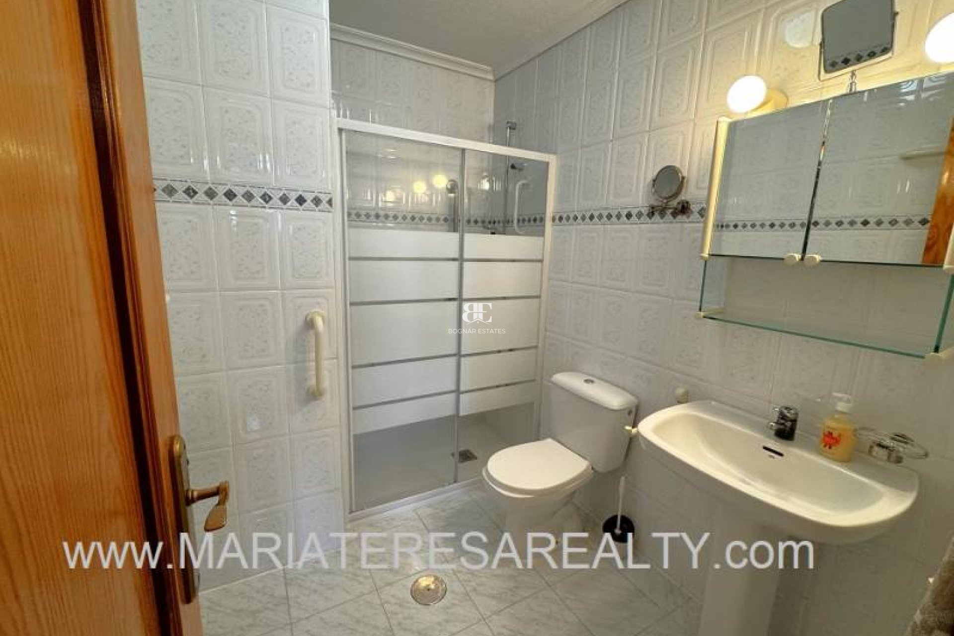 Resale - Townhouse -
Los Alcazares - Urbanisation Oasis