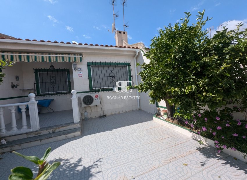 Resale - Townhouse -
Los Alcazares