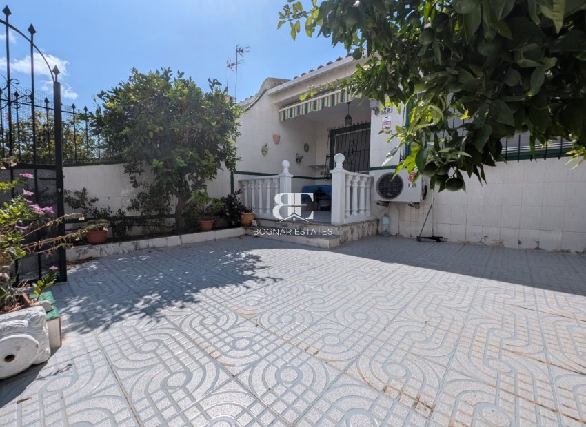 Resale - Townhouse -
Los Alcazares