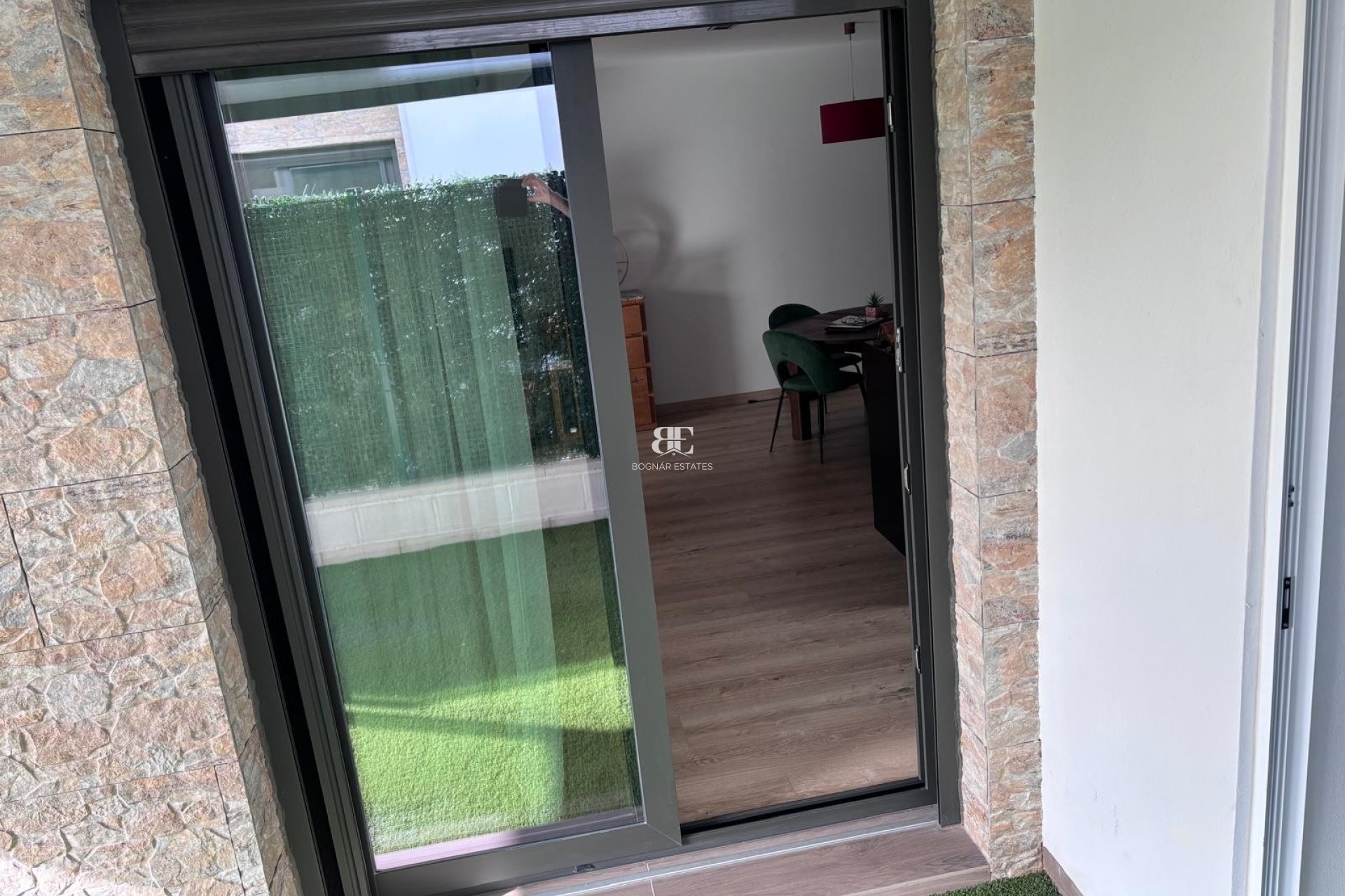 Resale - Townhouse -
Los Montesinos - La Herrada