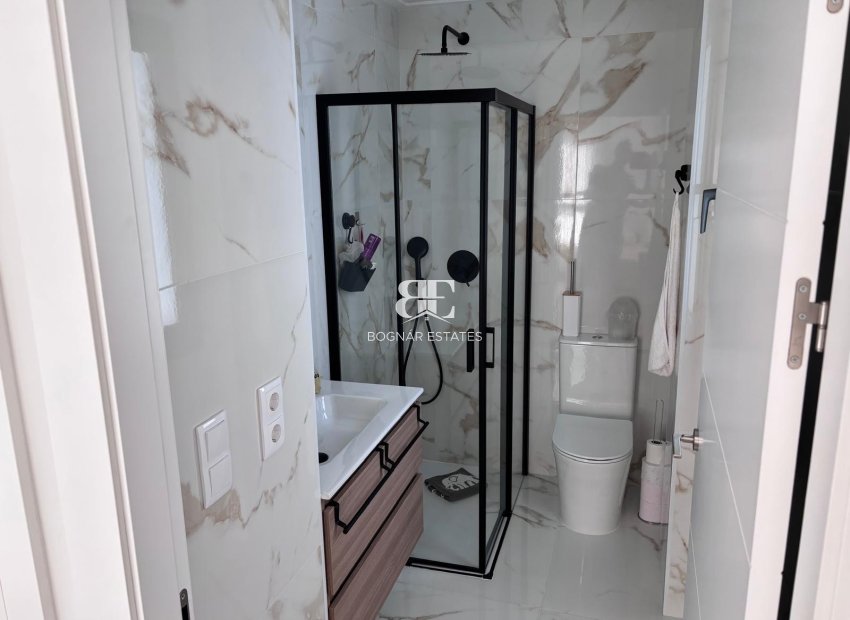 Resale - Townhouse -
Los Montesinos - La Herrada