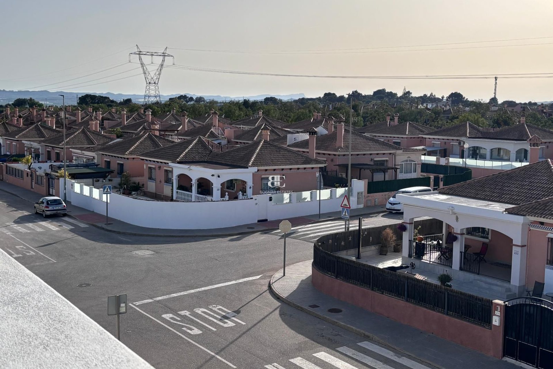 Resale - Townhouse -
Los Montesinos - La Herrada