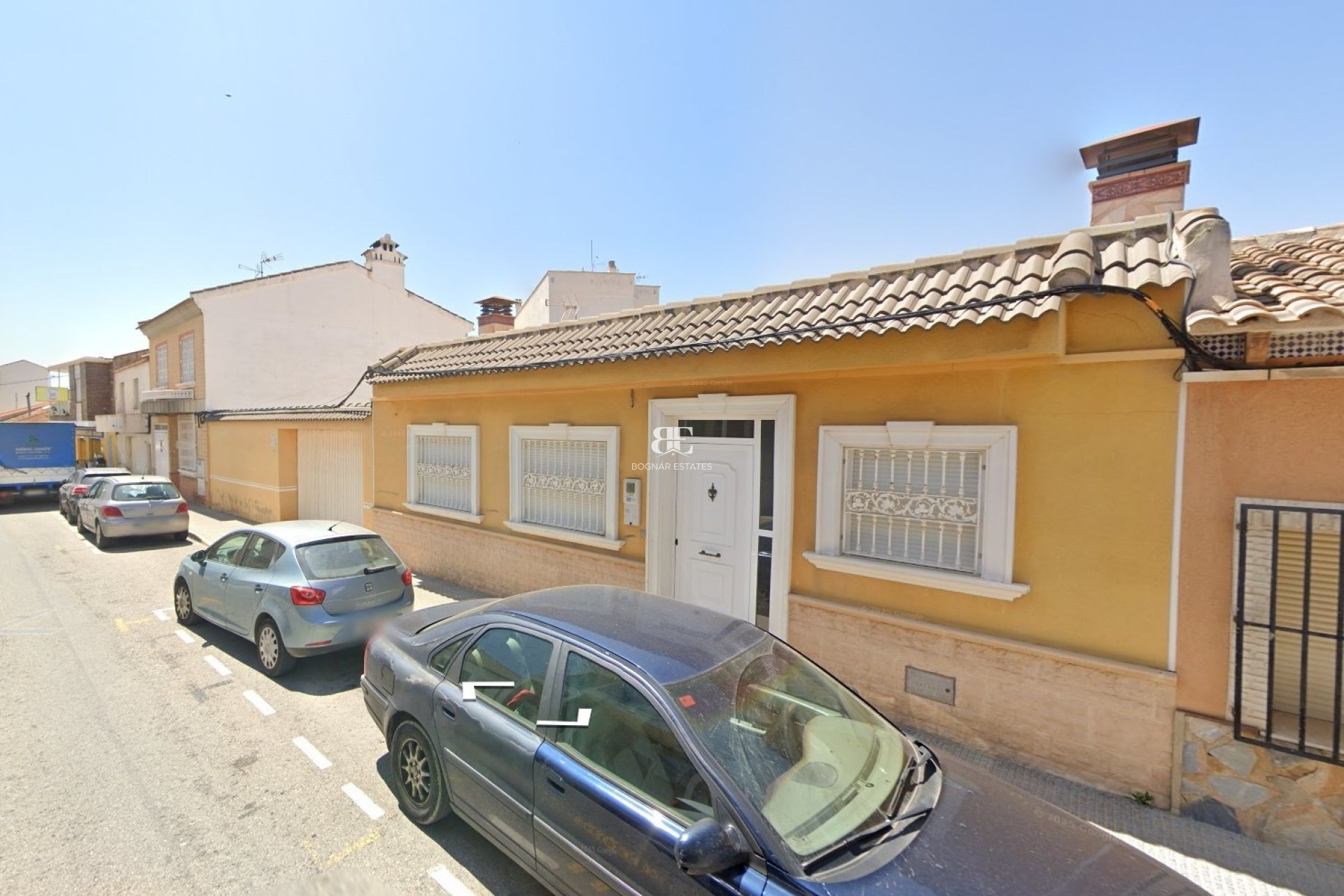 Resale - Townhouse -
Los Montesinos