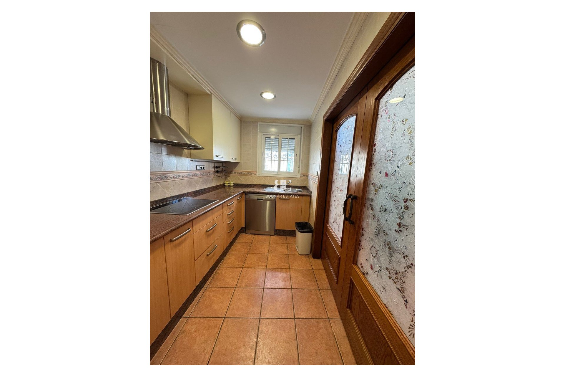 Resale - Townhouse -
Los Montesinos