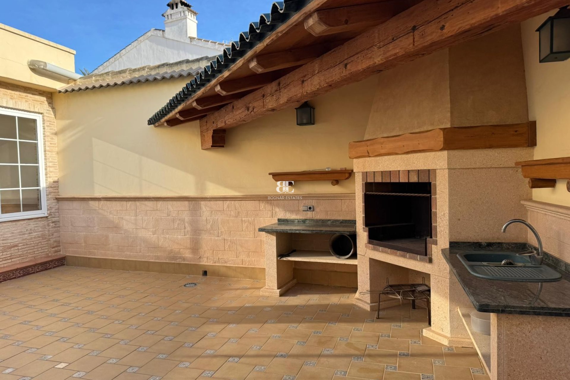 Resale - Townhouse -
Los Montesinos