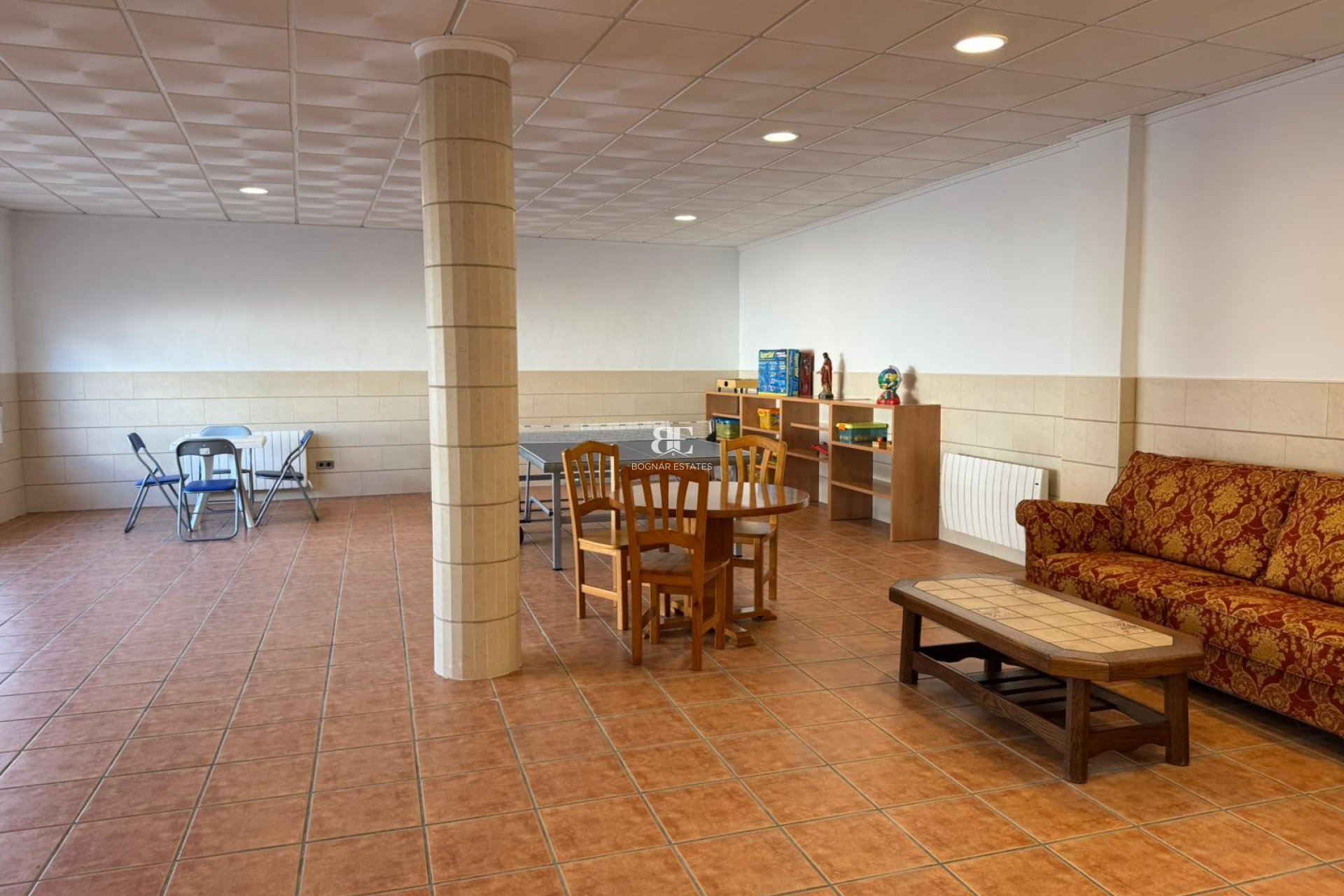 Resale - Townhouse -
Los Montesinos