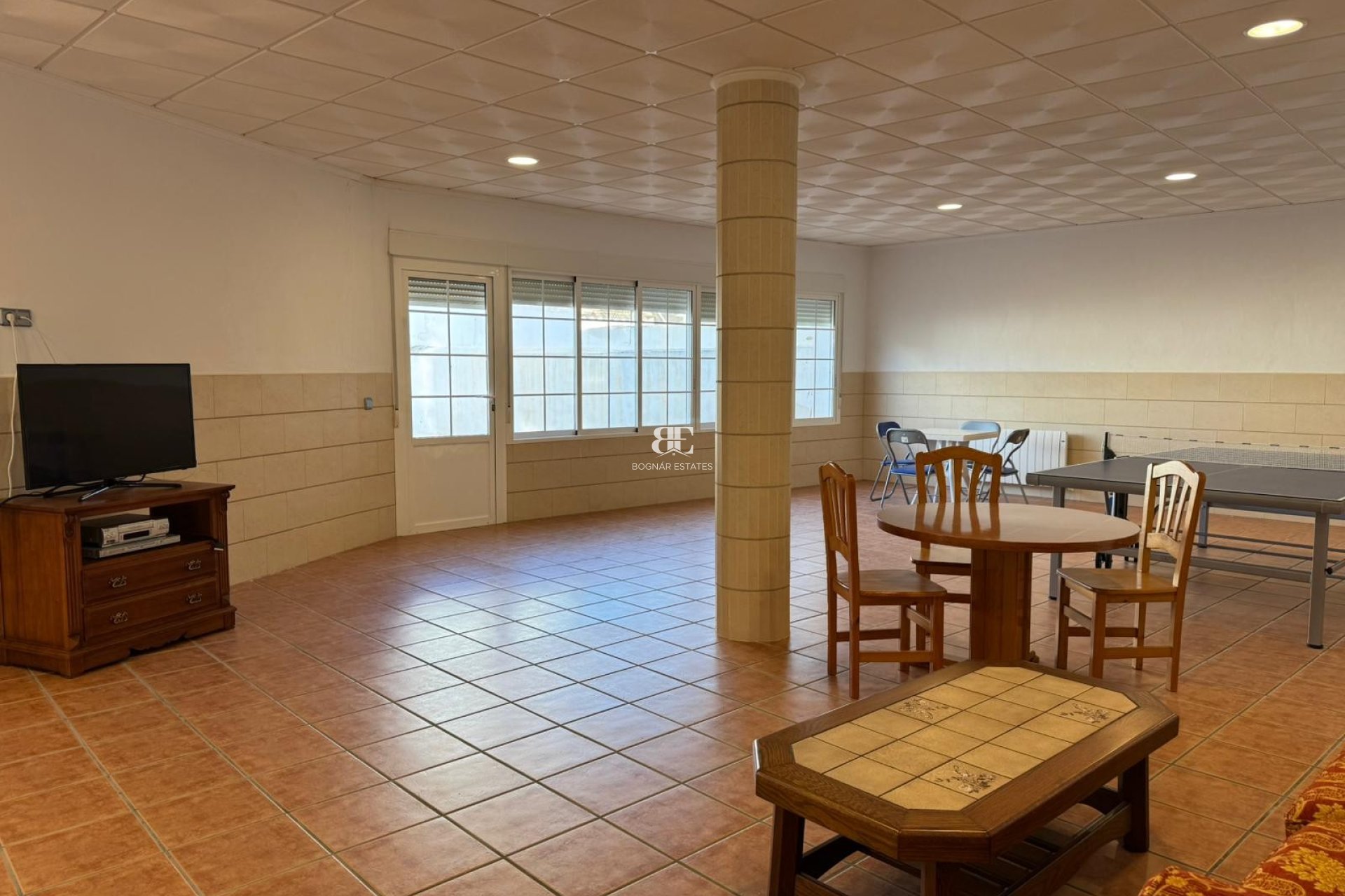 Resale - Townhouse -
Los Montesinos