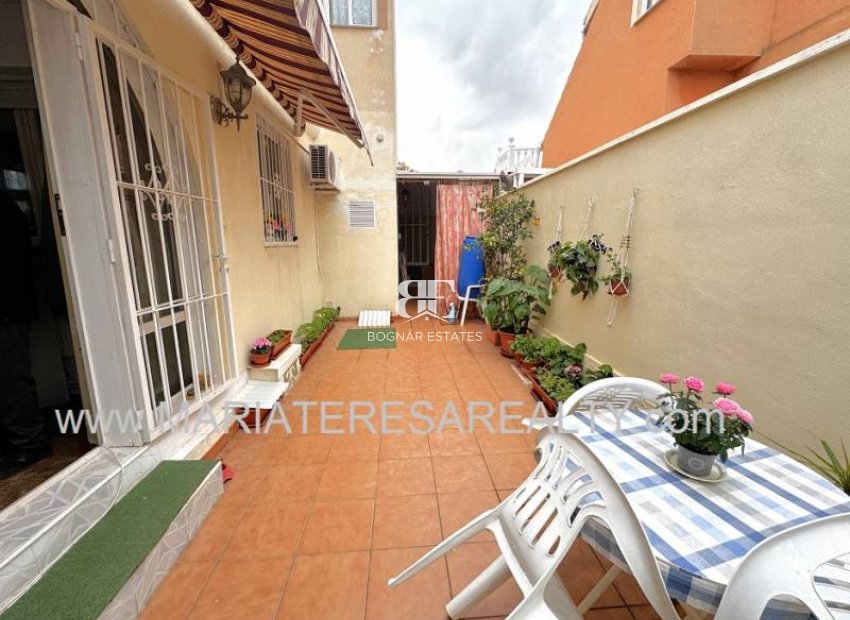 Resale - Townhouse -
Los Narejos - Urb. Oasis