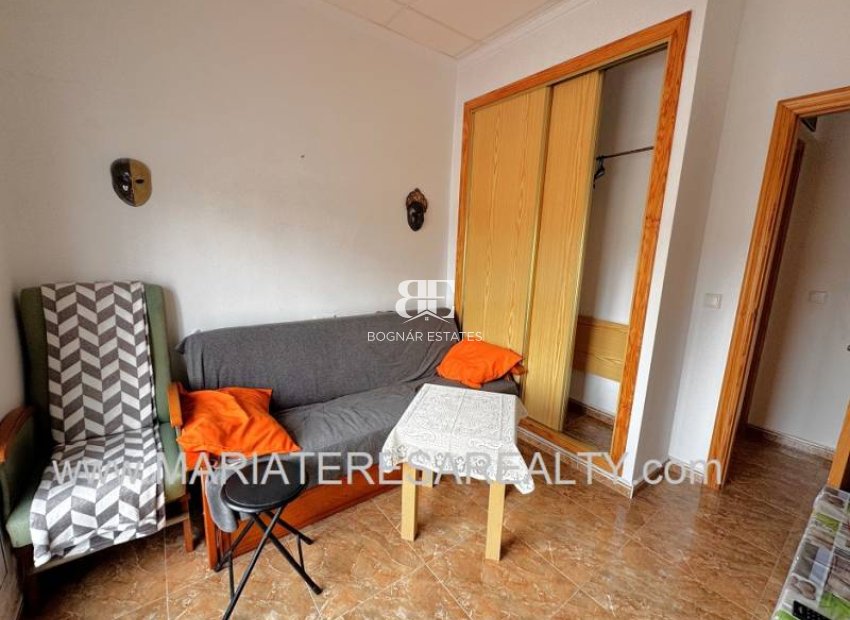 Resale - Townhouse -
Los Narejos - Urb. Oasis