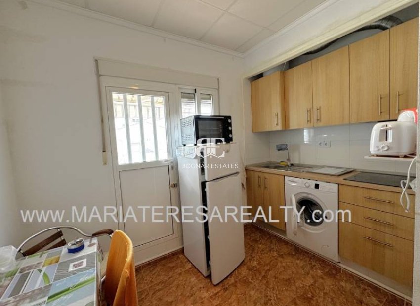 Resale - Townhouse -
Los Narejos - Urb. Oasis