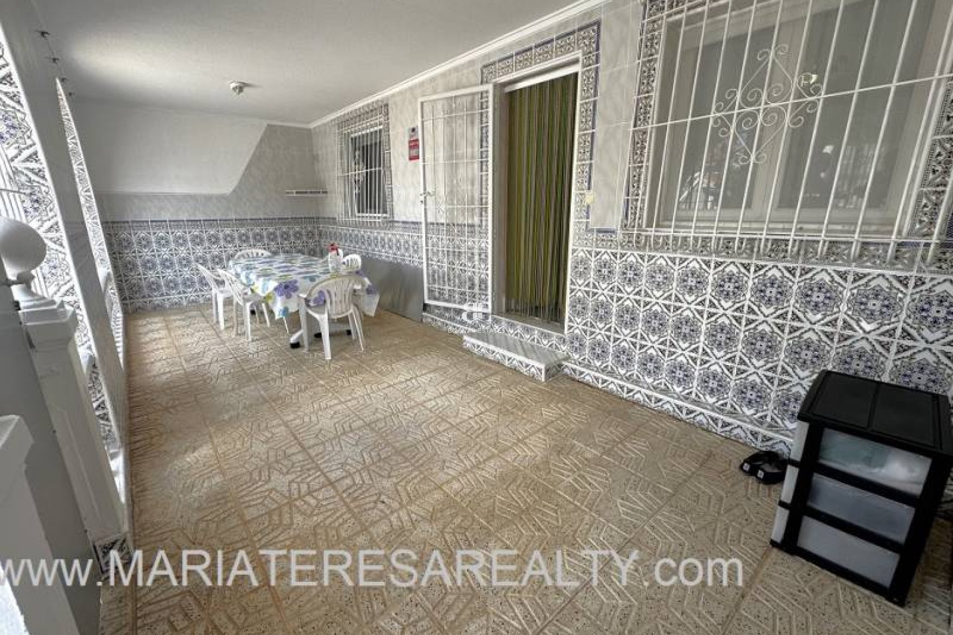 Resale - Townhouse -
Los Narejos - Urb. Oasis
