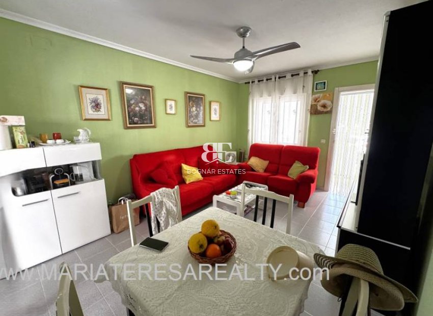 Resale - Townhouse -
Los Narejos - Urb. Oasis