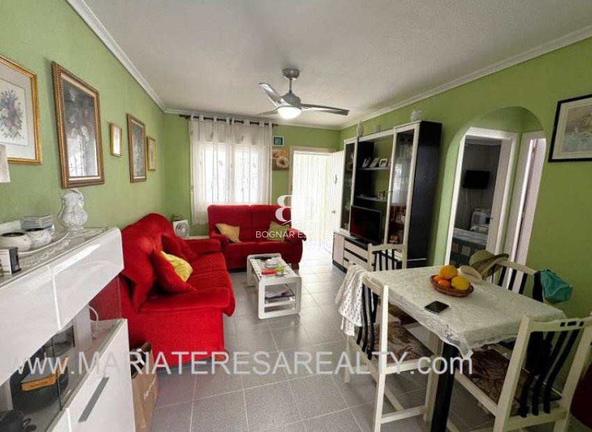 Resale - Townhouse -
Los Narejos - Urb. Oasis