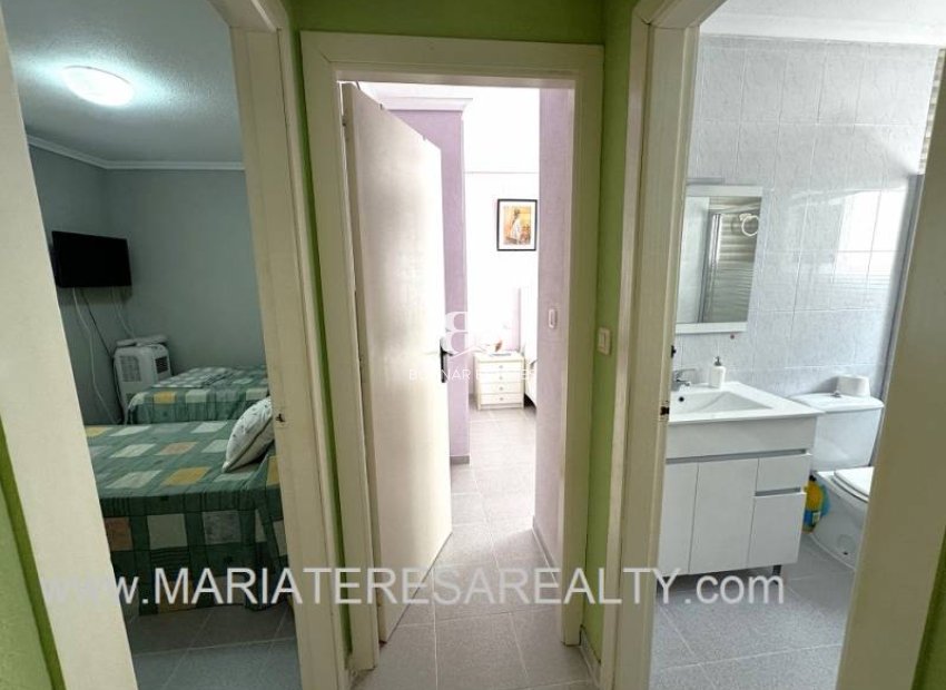 Resale - Townhouse -
Los Narejos - Urb. Oasis
