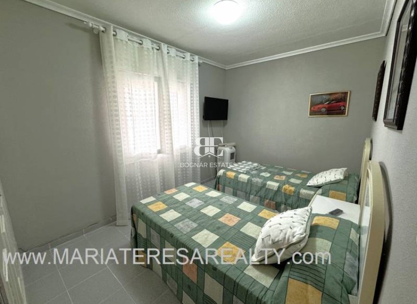 Resale - Townhouse -
Los Narejos - Urb. Oasis