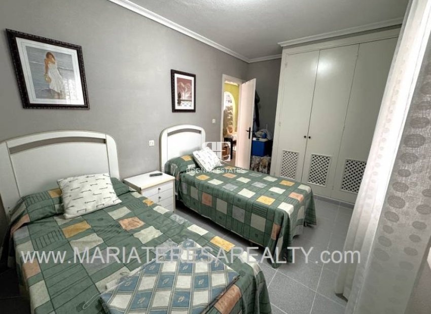 Resale - Townhouse -
Los Narejos - Urb. Oasis