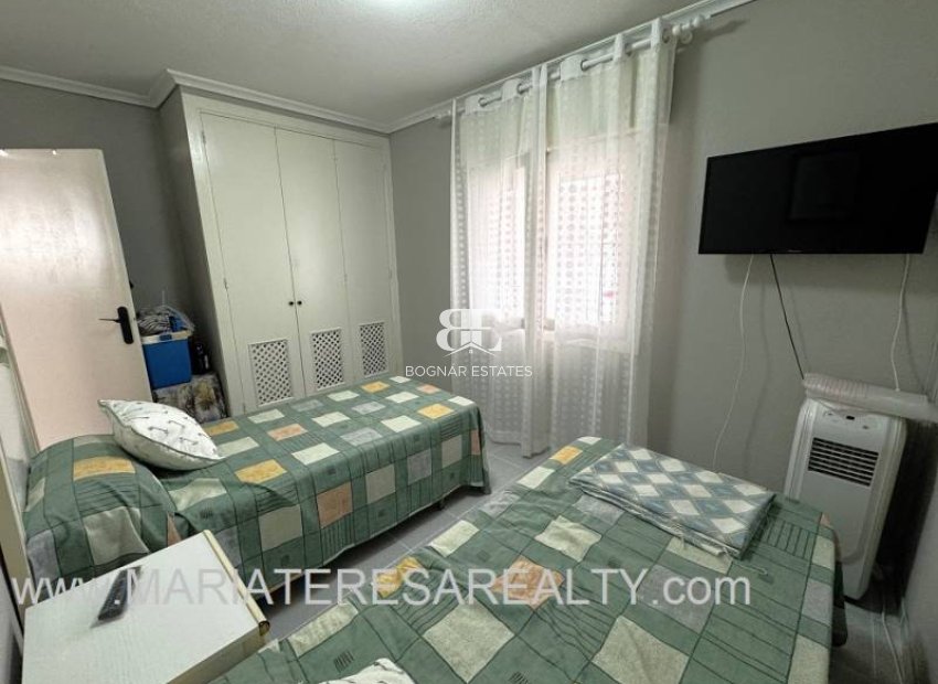 Resale - Townhouse -
Los Narejos - Urb. Oasis