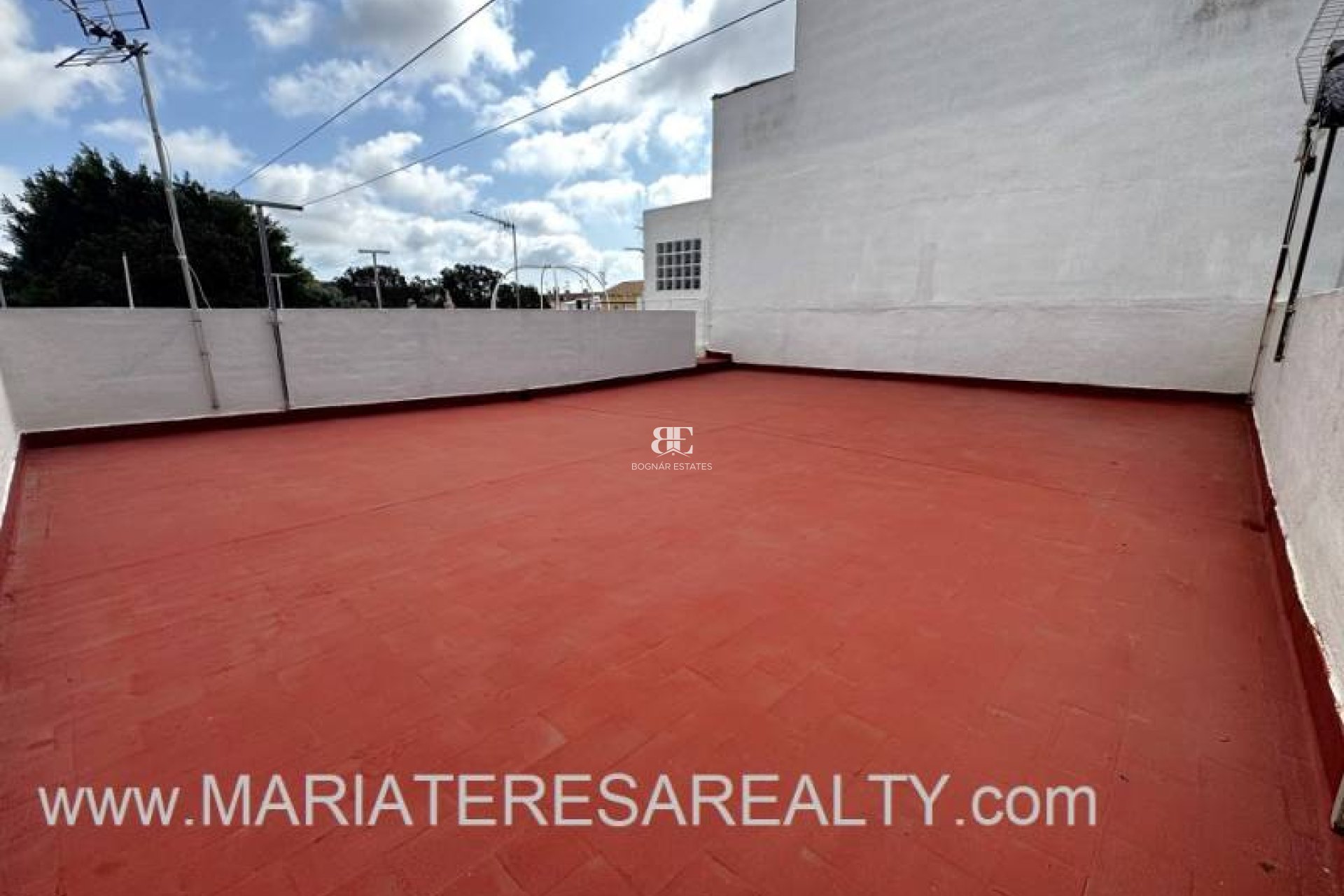 Resale - Townhouse -
Los Narejos - Urb. Oasis