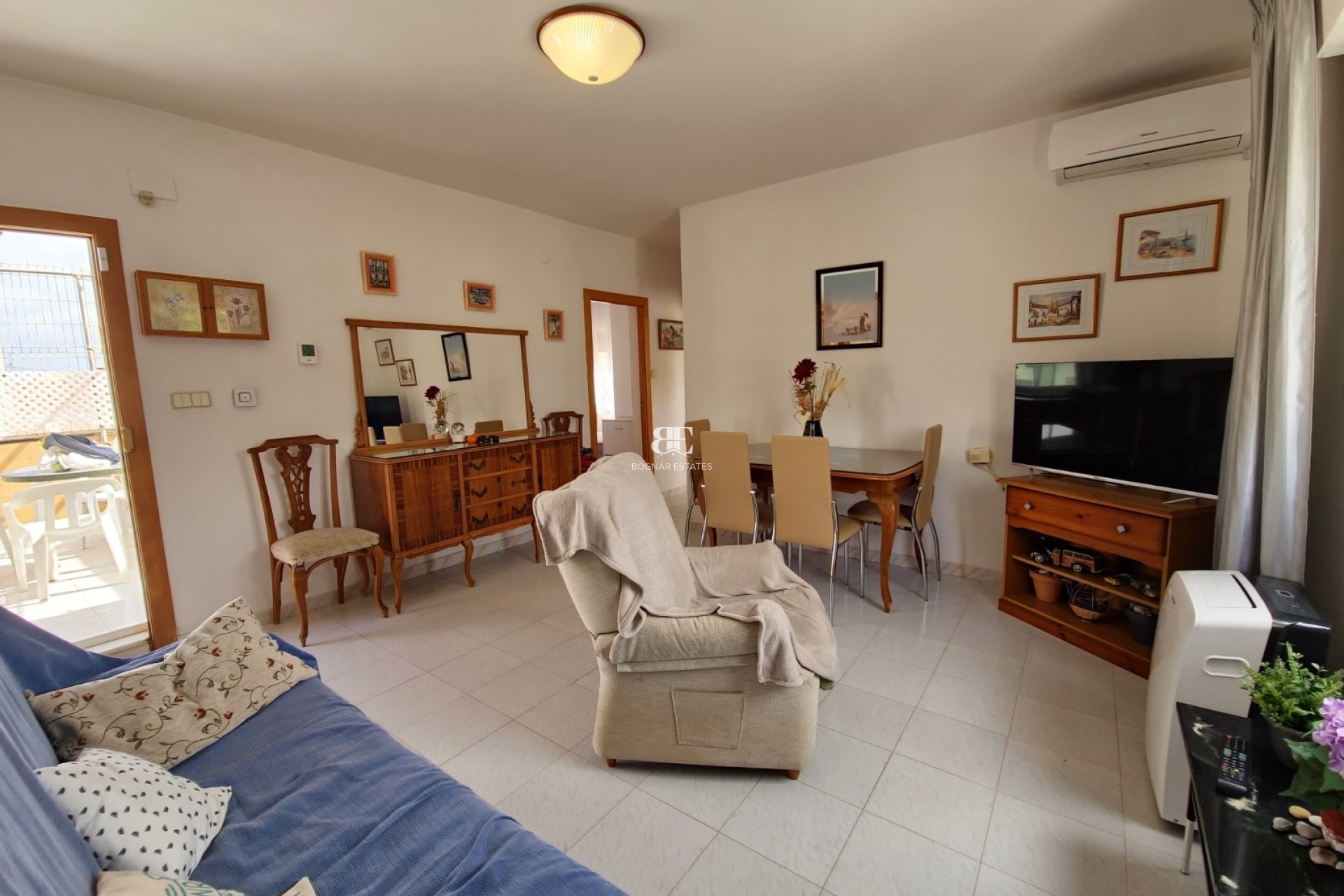 Resale - Townhouse -
Los Nietos - Playa