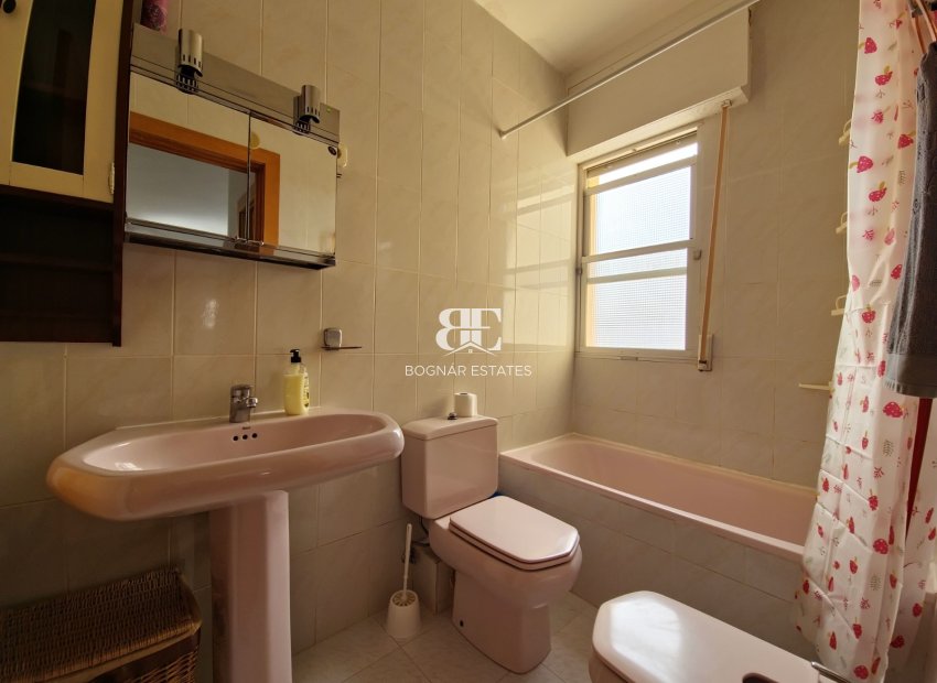 Resale - Townhouse -
Los Nietos - Playa