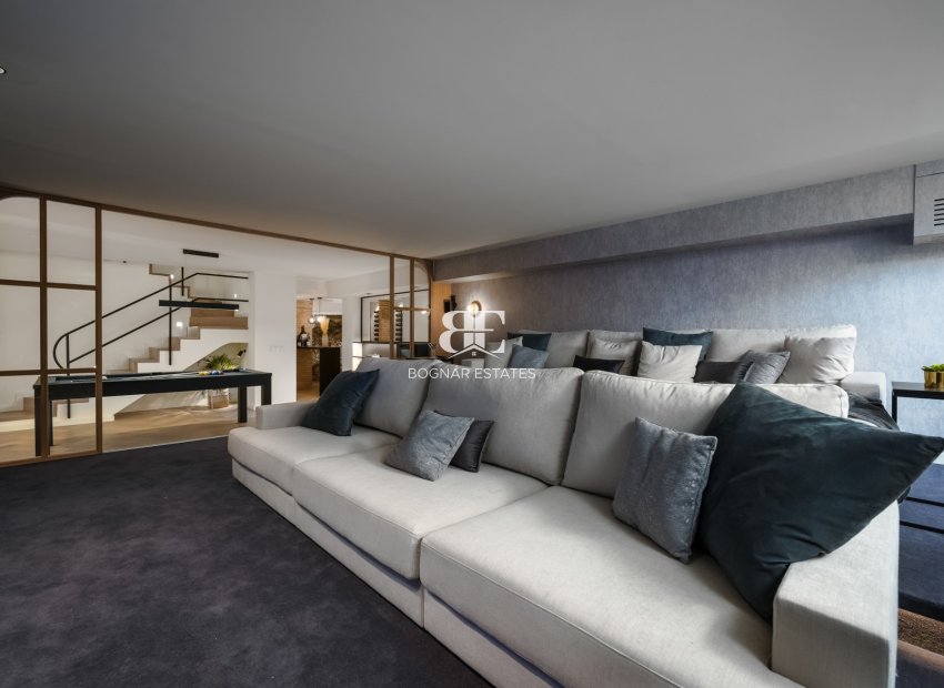 Resale - Townhouse -
Marbella - Golden Mile