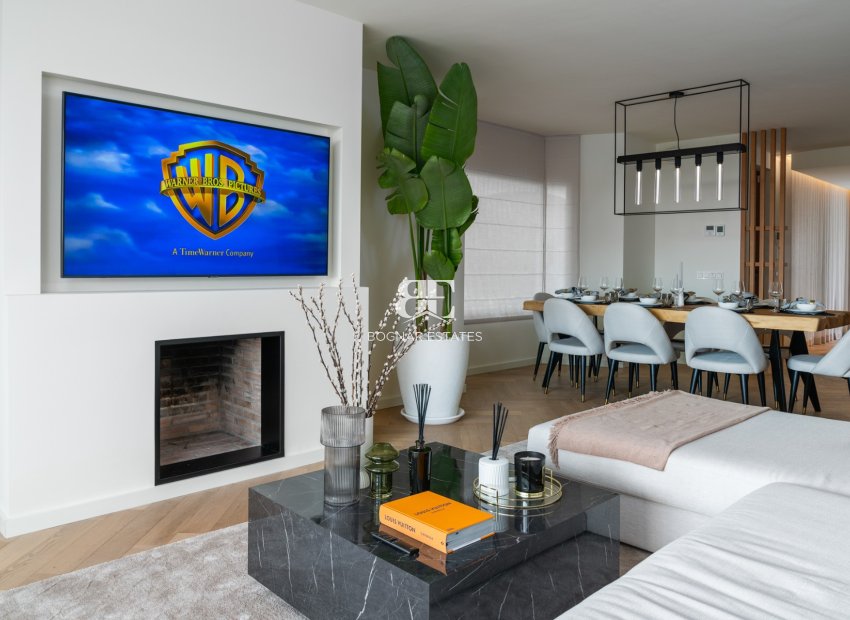 Resale - Townhouse -
Marbella - Golden Mile