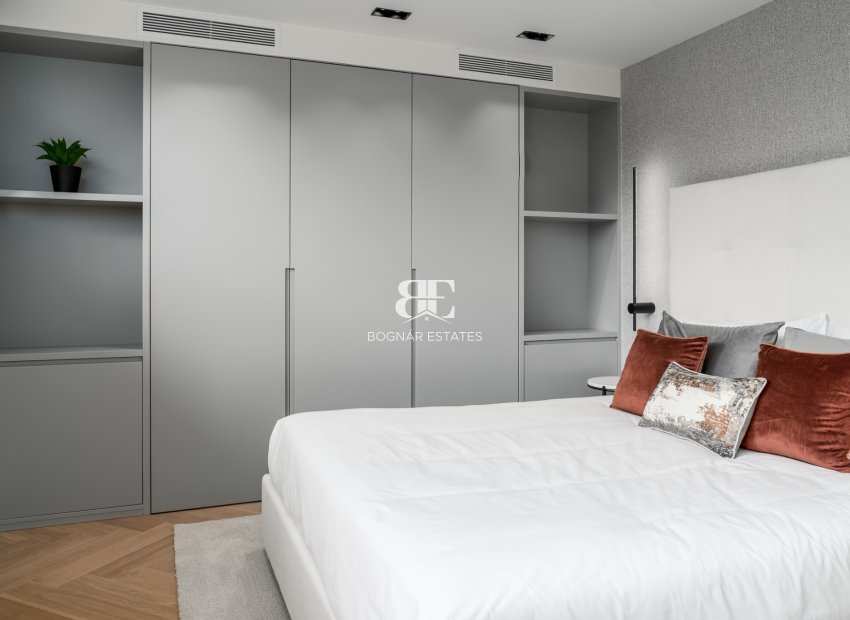 Resale - Townhouse -
Marbella - Golden Mile