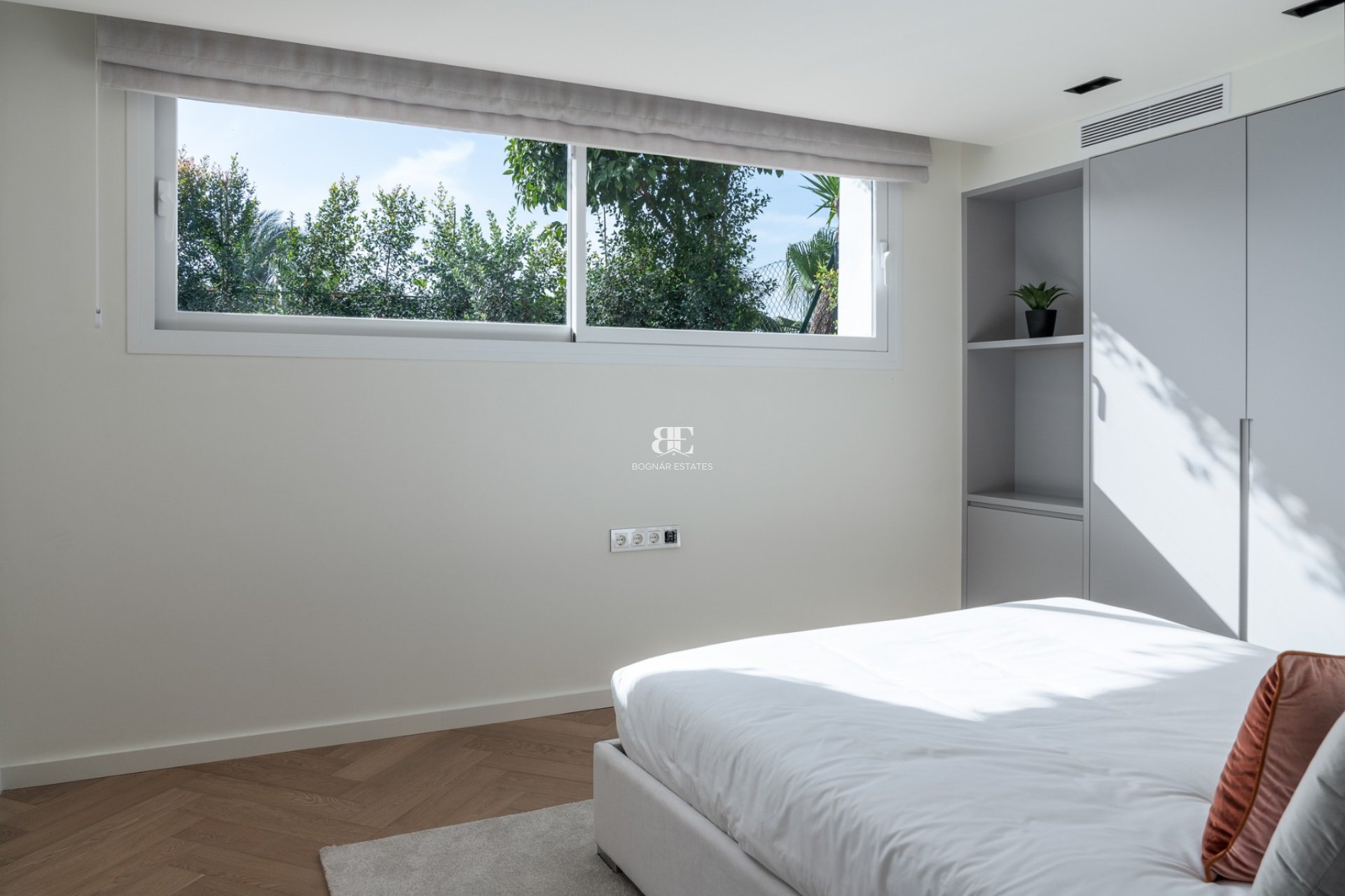 Resale - Townhouse -
Marbella - Golden Mile