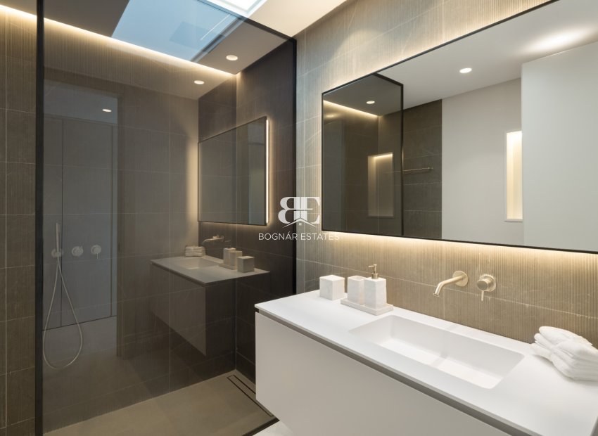 Resale - Townhouse -
Marbella - Golden Mile