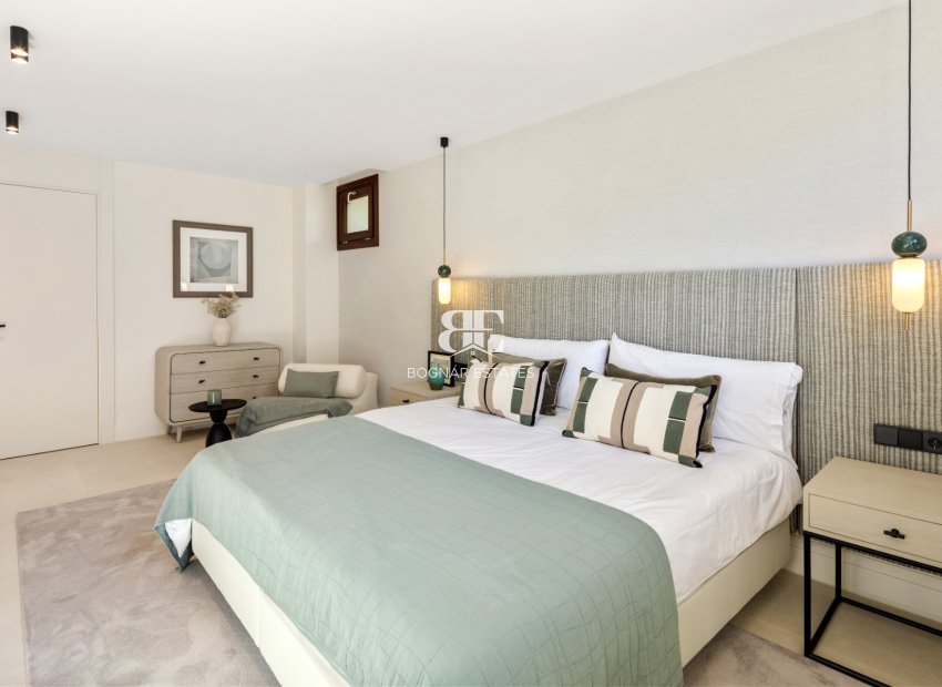 Resale - Townhouse -
Marbella - Golden Mile
