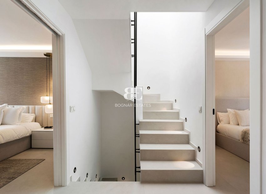 Resale - Townhouse -
Marbella - Golden Mile