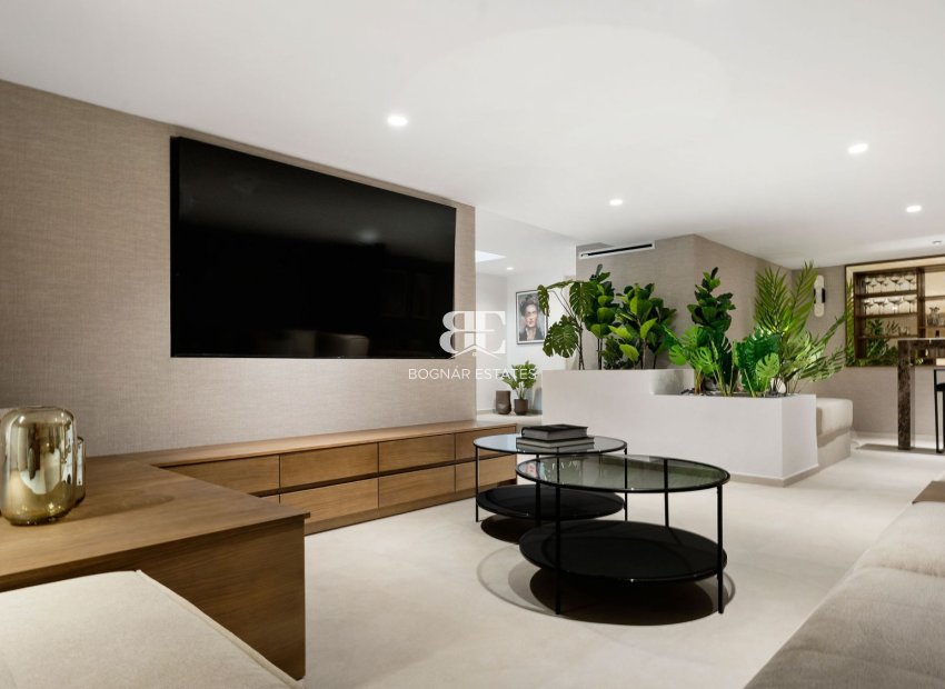 Resale - Townhouse -
Marbella - Golden Mile