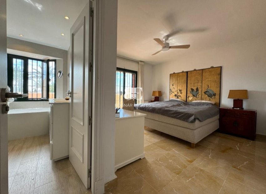 Resale - Townhouse -
Marbella - Golden Mile