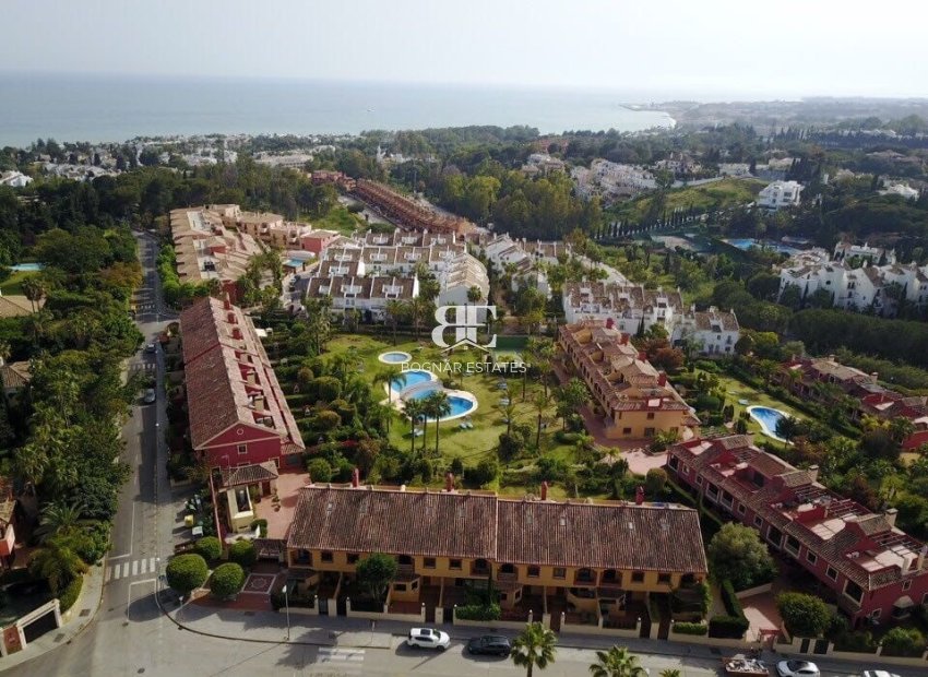 Resale - Townhouse -
Marbella - Golden Mile