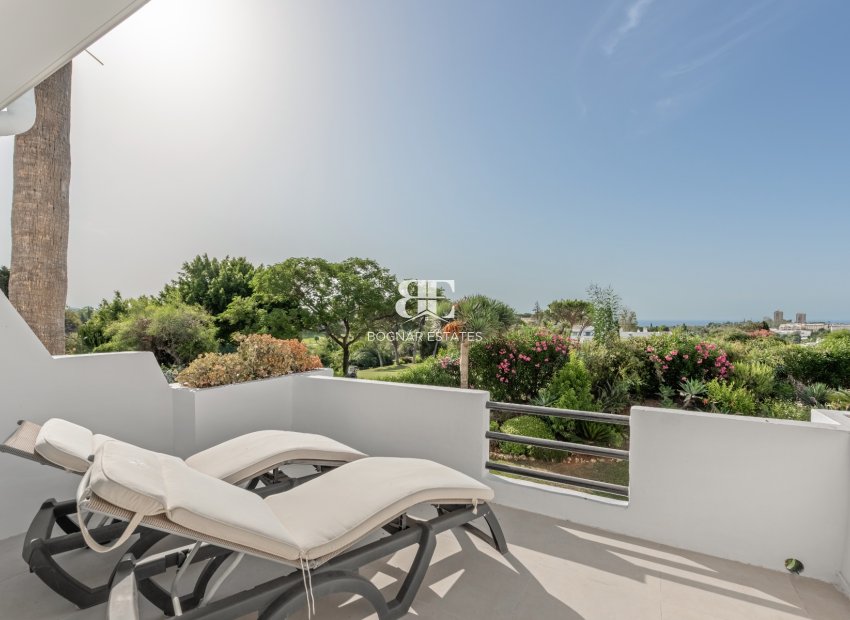 Resale - Townhouse -
Marbella - Nueva Andalucía