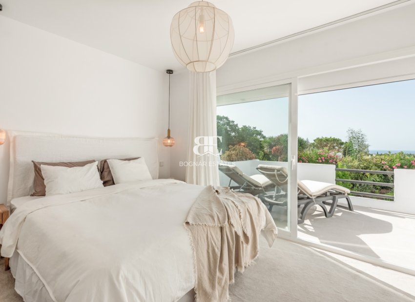 Resale - Townhouse -
Marbella - Nueva Andalucía