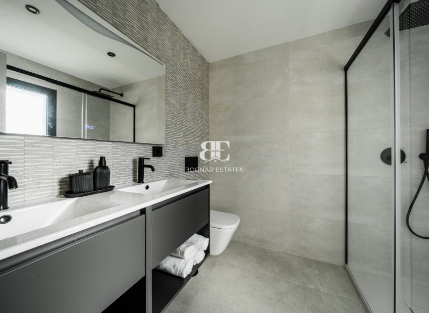 Resale - Townhouse -
Marbella - Nueva Andalucía
